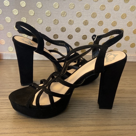 💜Fergalicous Black Suede Platform High Heels Strap Sandals size 10 Nwot - Picture 7 of 12